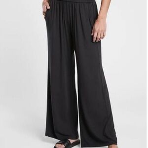 NWT Athleta Studio Wide Leg Pants